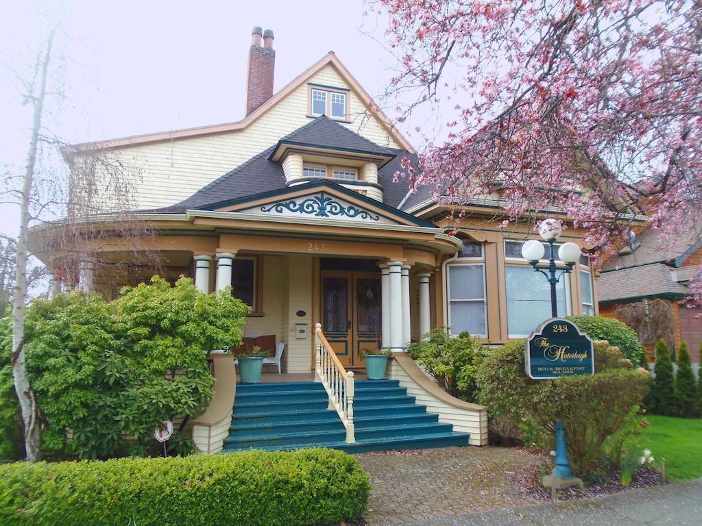 Haterleigh Heritage Inn Victoria Exterior photo
